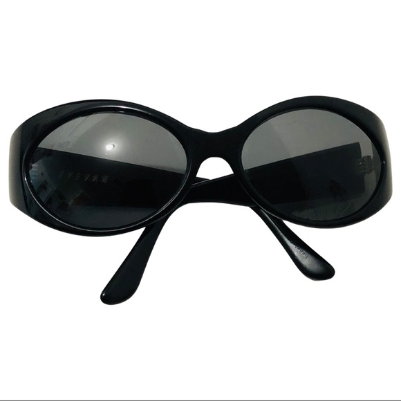 eyevan Other - EYEVAN E-610 BK Oval Black Sunglasses